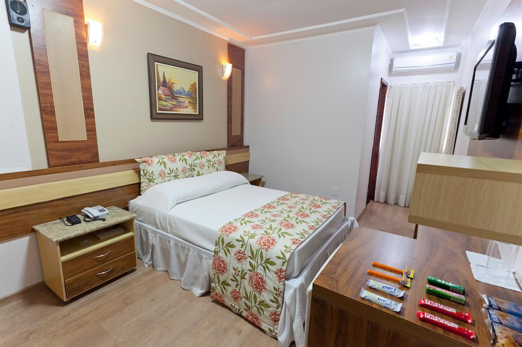 Hotel Laguna Plaza 4*