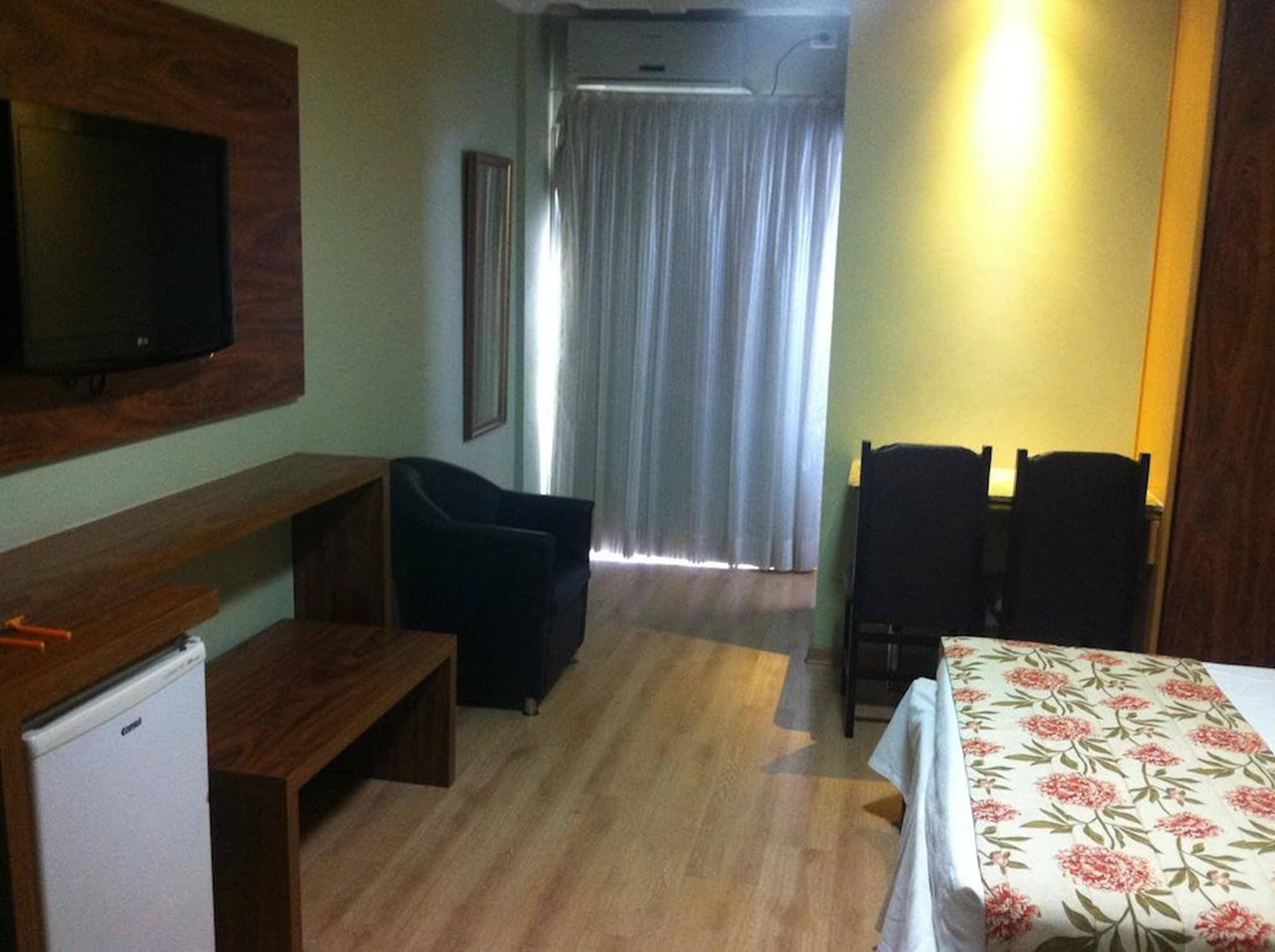 Laguna Plaza 4*